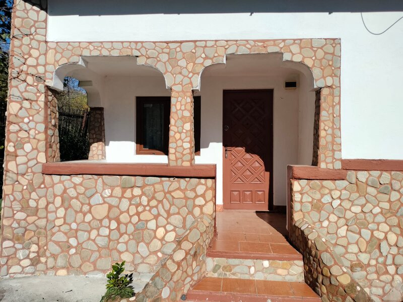 Iedera, Cricovul Dulce, casa de vanzare 90 mp, teren 2.450 mp